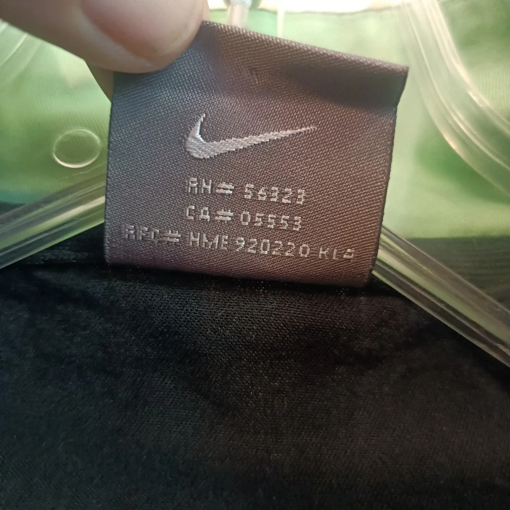 Nike Play Up Jacket Women's Size‎ S Full Zip Pockets Ribbon Trim Green Accent
